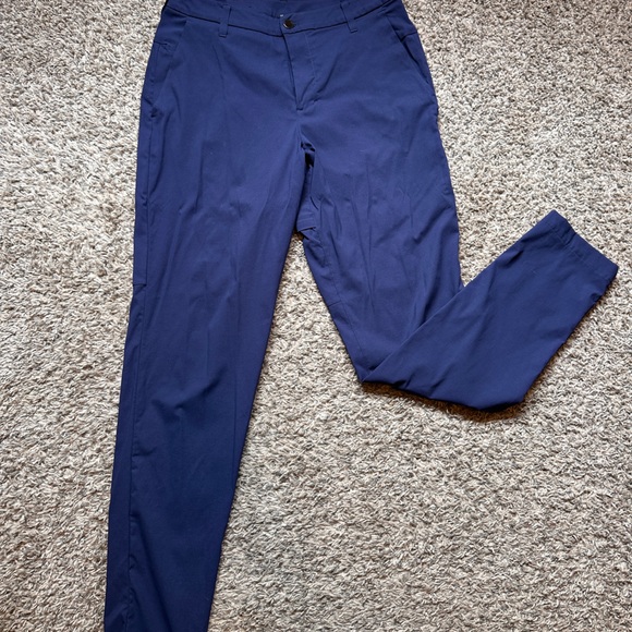 lululemon Stretch Nylon Classic-Tapered Golf Pant - Picture 1 of 4